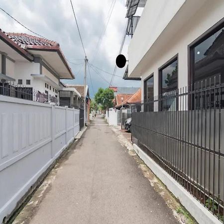 Tw Penginapan Syariah Hotel Cianjur Buitenkant foto