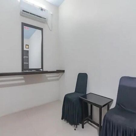 Tw Penginapan Syariah Hotel Cianjur Buitenkant foto
