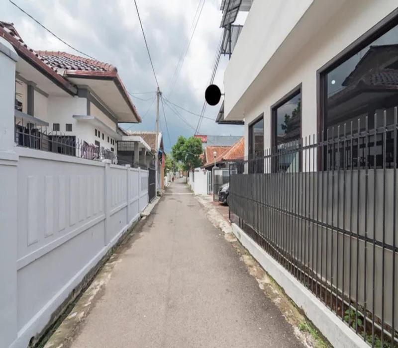 Tw Penginapan Syariah Hotel Cianjur Buitenkant foto