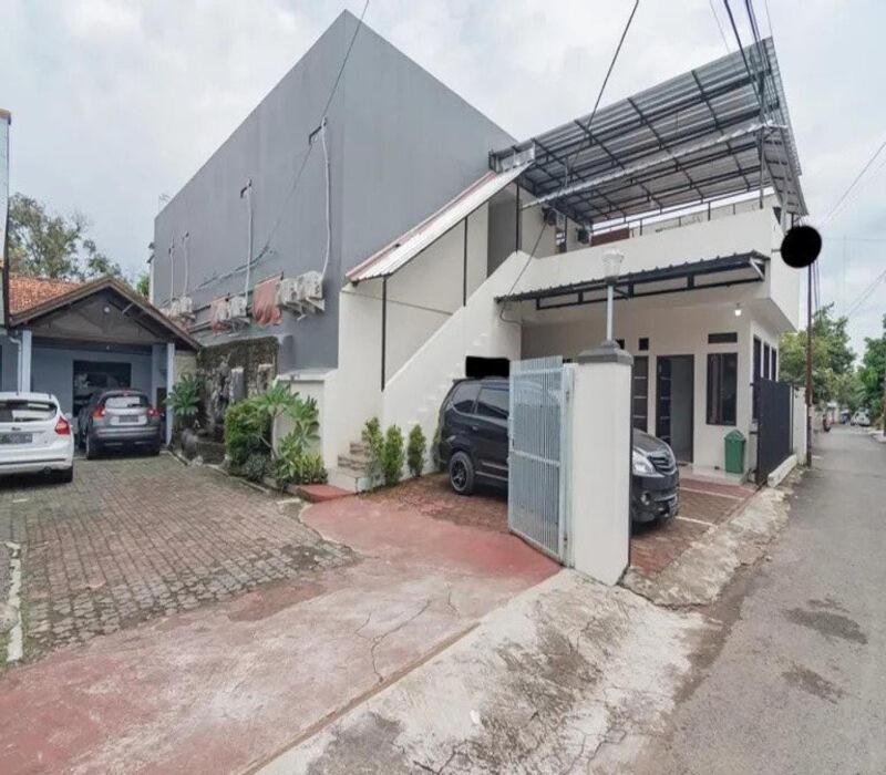 Tw Penginapan Syariah Hotel Cianjur Buitenkant foto