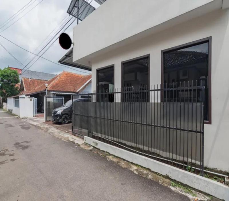 Tw Penginapan Syariah Hotel Cianjur Buitenkant foto